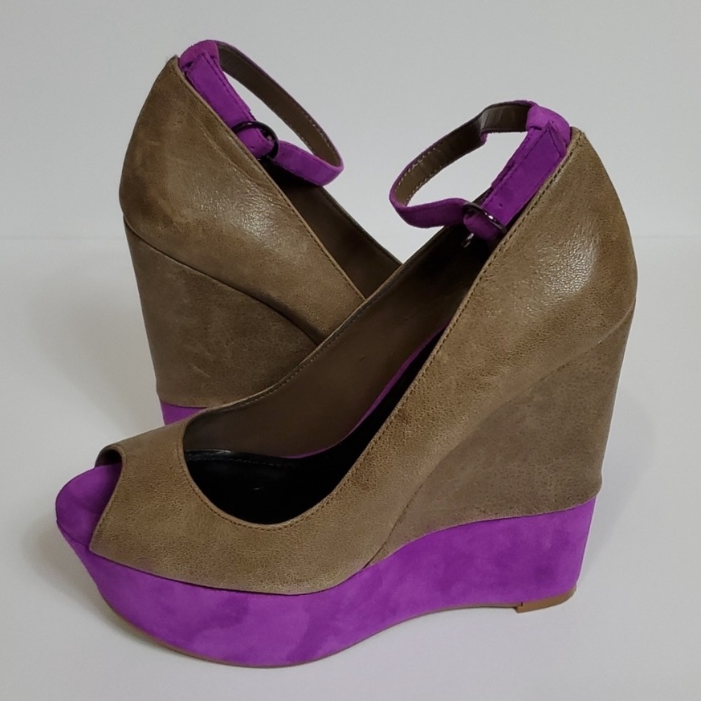 Jessica Simpson Wedges